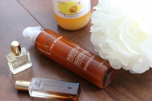 Гель для умывания и снятия макияжа Face Cleansing and Make-Up Removing Gel от Nuxe фото 3