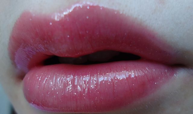 Блеск для губ Pump'n Plump Lip Gloss (оттенок № 51 Pearly Sangria) от IsaDora фото 2 Блеск для губ Pump'n Plump Lip Gloss (оттенок № 51 Pearly Sangria) от IsaDora фото 2