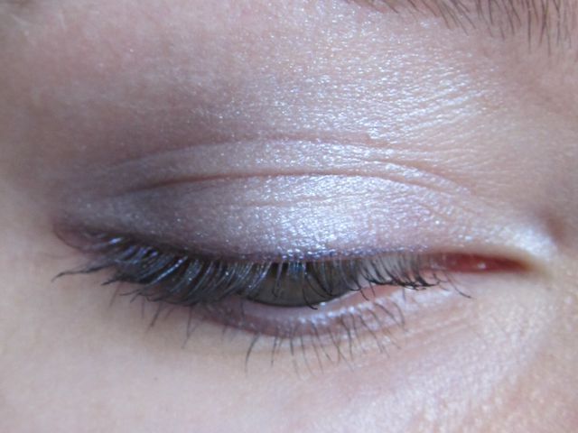 Тени для век Eyeshadow duochrome (оттенки 278 Violet gemstone и 246 Green atlantis) от Artdeco фото 5