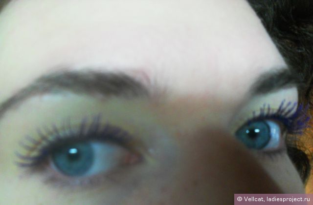 Тушь для ресниц Volume Glamour Max Holiday (оттенок № 53 Electric Blue) от Bourjois фото 5