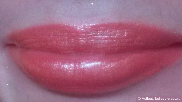 Устойчивая помада для губ Color Collection Lipstick (оттенок № 18 Orange Shine) от Max Factor фото 15 Устойчивая помада для губ Color Collection Lipstick (оттенок № 18 Orange Shine) от Max Factor фото 15