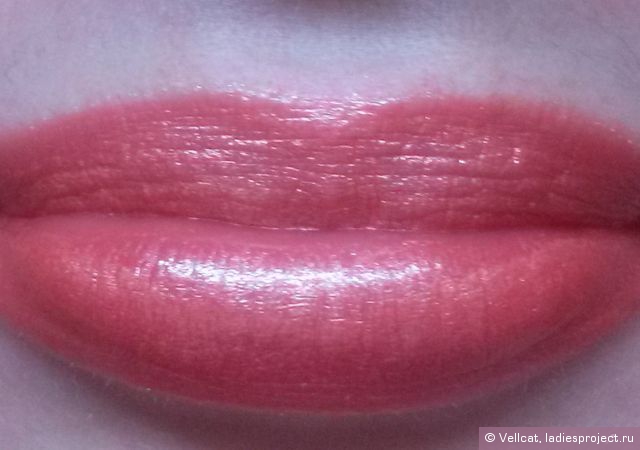 Устойчивая помада для губ Color Collection Lipstick (оттенок № 18 Orange Shine) от Max Factor фото 14 Устойчивая помада для губ Color Collection Lipstick (оттенок № 18 Orange Shine) от Max Factor фото 14