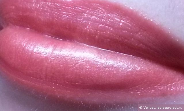 Устойчивая помада для губ Color Collection Lipstick (оттенок № 18 Orange Shine) от Max Factor фото 11 Устойчивая помада для губ Color Collection Lipstick (оттенок № 18 Orange Shine) от Max Factor фото 11