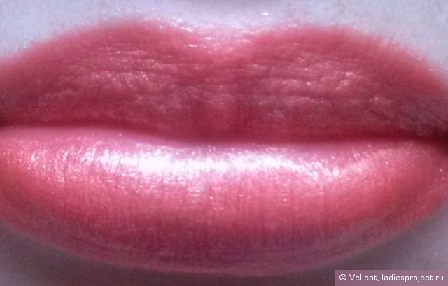Устойчивая помада для губ Color Collection Lipstick (оттенок № 18 Orange Shine) от Max Factor фото 13 Устойчивая помада для губ Color Collection Lipstick (оттенок № 18 Orange Shine) от Max Factor фото 13