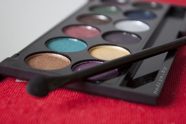 Палетка теней для век I-Divine - Sparkle 2 от Sleek MakeUP фото 5