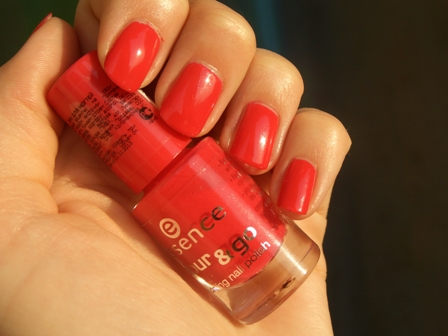 Быстросохнущий лак для ногтей Colour & go от Essence фото 7