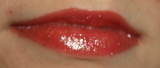 Помада-блеск Joli Rouge Brillant (оттенок №13 Cherry) от Clarins фото 11