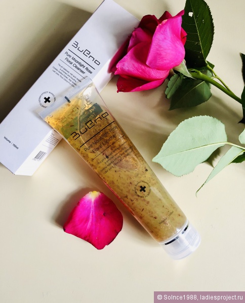 Гель для умывания с лепестками роз Pure Moonlight Rose Floral Cleanser от Bueno фото 1
