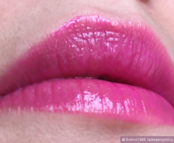 Блеск-уход для губ Dior Rouge Brillant (оттенок № 688 Hollywood) от Dior фото 10 Блеск-уход для губ Dior Rouge Brillant (оттенок № 688 Hollywood) от Dior фото 10