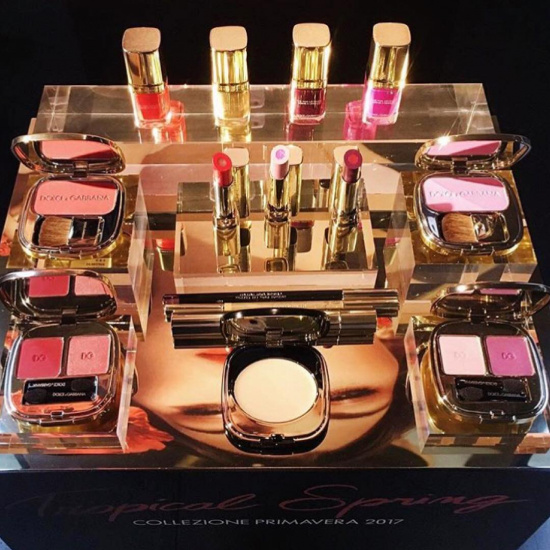 Весенняя коллекция макияжа Dolce & Gabbana Tropical Spring Makeup Collection 2017 фото 11