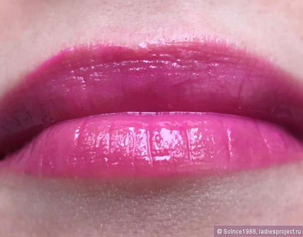 Блеск-уход для губ Dior Rouge Brillant (оттенок № 688 Hollywood) от Dior фото 9 Блеск-уход для губ Dior Rouge Brillant (оттенок № 688 Hollywood) от Dior фото 9