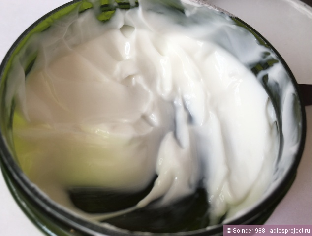 Маска для волос экспресс-восстановление с жожоба и каритэ из серии SOIN VEGETAL CAPILLAIRE от Yves Rocher фото 4 Маска для волос экспресс-восстановление с жожоба и каритэ из серии SOIN VEGETAL CAPILLAIRE от Yves Rocher фото 4