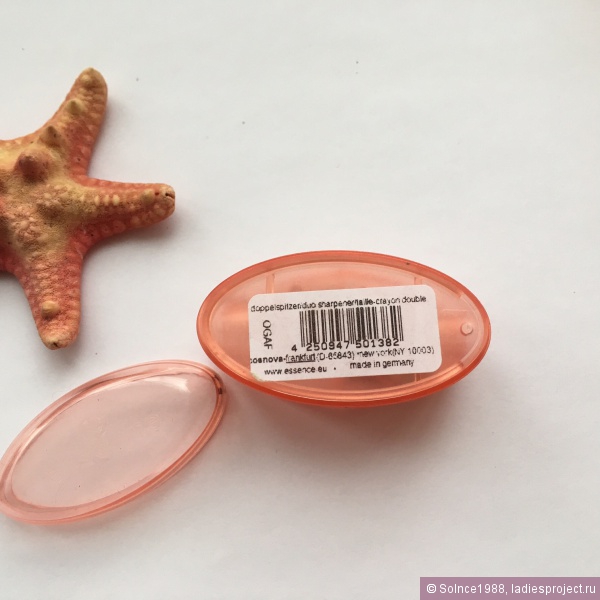 Косметическая точилка для карандашей Duo Sharpener от Essence фото 3 Косметическая точилка для карандашей Duo Sharpener от Essence фото 3