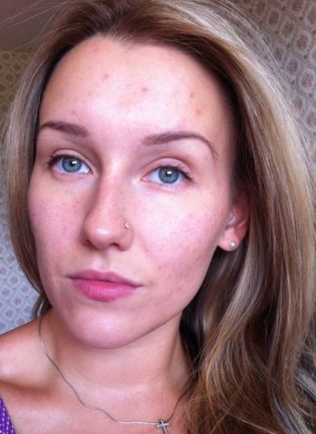 Нормализующий тональный крем с устойчивым матирующим эффектом Ever Matte spf 15 Oil-Free (оттенок № 108 Sand) от Clarins фото 6