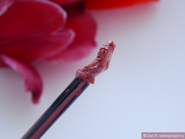 Блеск для губ Infaillible Xtreme Resist (оттенок № 401 Amen Matte) от L'Oreal фото 2
