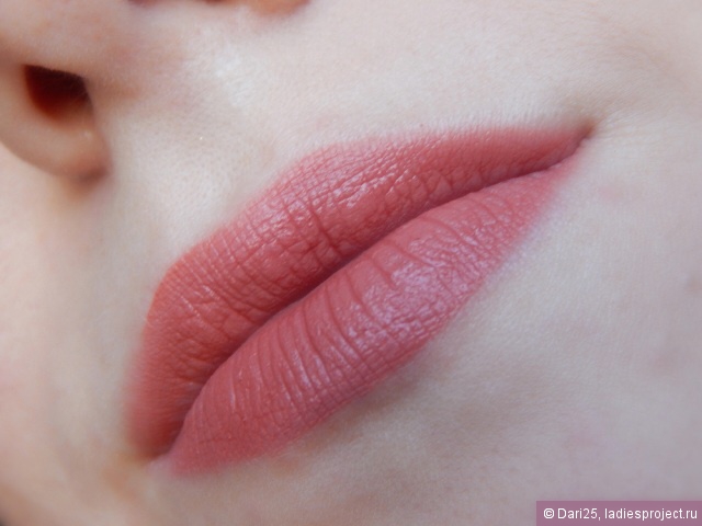 Блеск для губ Infaillible Xtreme Resist (оттенок № 401 Amen Matte) от L'Oreal фото 5