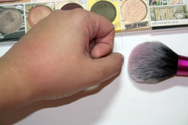 Кисть для румян Blush Brush от Real Techniques фото 12