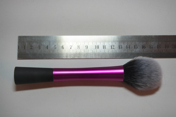 Кисть для румян Blush Brush от Real Techniques фото 7