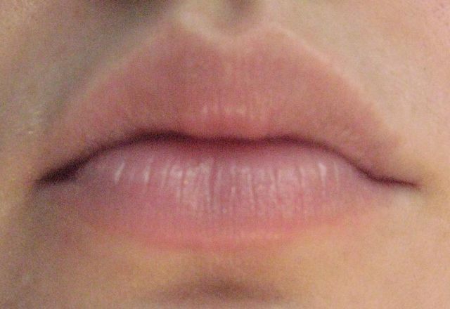 Блеск для губ Glamour Gloss от Artdeco фото 1