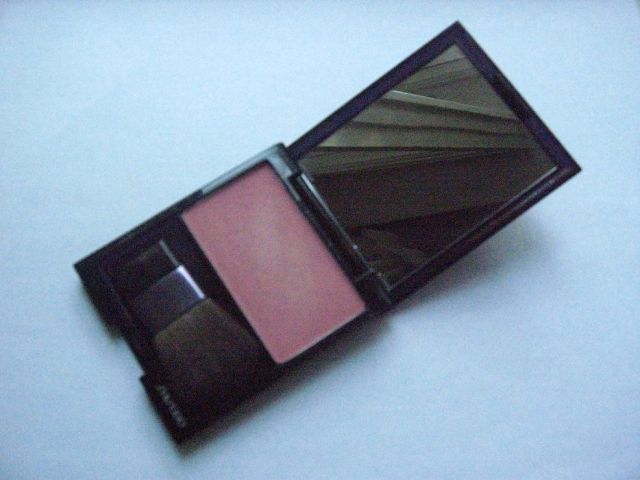 Румяна Luminising Satin Face Color от Shiseido фото 8 Румяна Luminising Satin Face Color от Shiseido фото 8