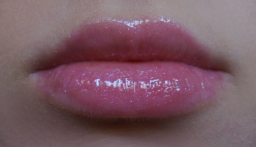 Блеск для губ Levres Scintillantes Glossimer от Chanel №144 Rose Dilemma (Осень 2010) фото 2 Блеск для губ Levres Scintillantes Glossimer от Chanel №144 Rose Dilemma (Осень 2010) фото 2