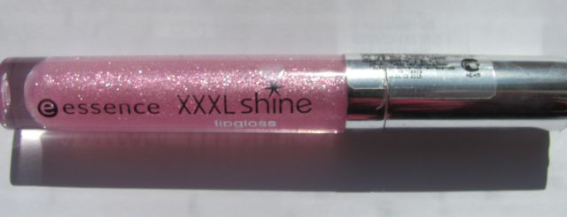 Блеск для губ XXXL Shine Lipgloss от Essence фото 1 Блеск для губ XXXL Shine Lipgloss от Essence фото 1