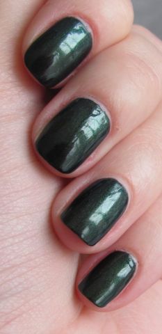 Лак для ногтей (оттенки № 665 Gussied Up Green и 557 Up All Night) от China Glaze фото 6 Лак для ногтей (оттенки № 665 Gussied Up Green и 557 Up All Night) от China Glaze фото 6
