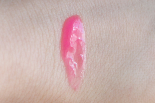 Глянцевый блеск для губ Glossy Gloss (оттенок № 15 Confectionery) от Sephora фото 4 Глянцевый блеск для губ Glossy Gloss (оттенок № 15 Confectionery) от Sephora фото 4