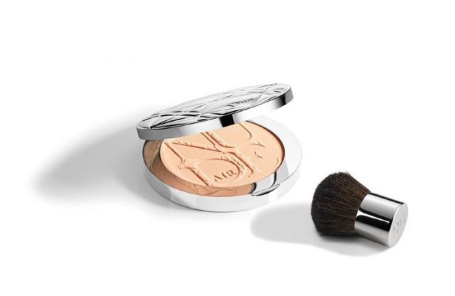 Dior презентовал новую коллекцию тональных средств 2015 фото 4