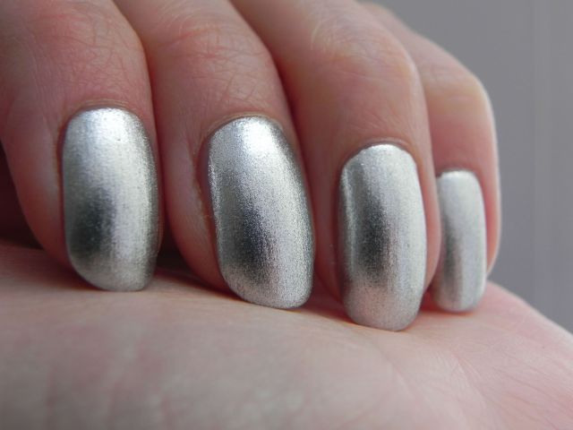 Лаки для ногтей DS 038 и DS 031 из дизайнерской серии от OPI фото 8