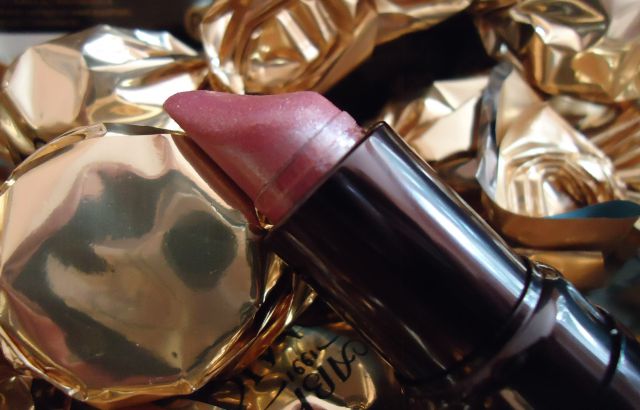 Губная помада Shimmering Lipstick с мерцающим эффектом от Shiseido фото 1