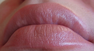Помада Color Riche (оттенок №235 Nude) от L'Oreal фото 2
