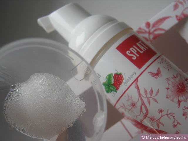 Очищающая пенка для зубов и десен с ароматом дикой малины "Oral Care Foam" 2 в 1 (Raspberry) от Splat фото 4