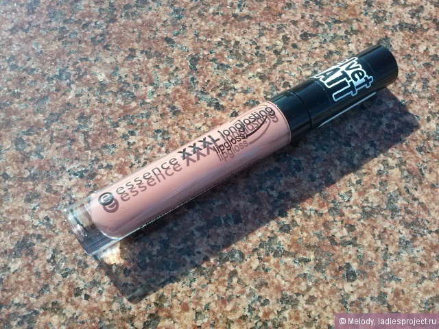 Матовый блеск для губ Velvet Matt XXL Longlasting lipgloss (оттенок № 06 Soft nude) от Essence фото 4 Матовый блеск для губ Velvet Matt XXL Longlasting lipgloss (оттенок № 06 Soft nude) от Essence фото 4