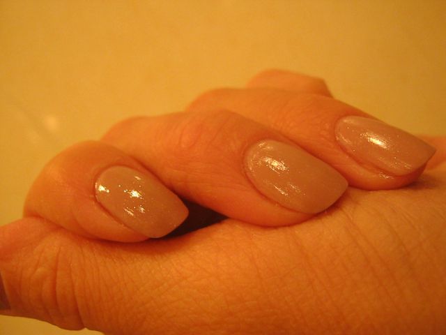Лак для ногтей Matte Effect (оттенок № 117) и топ-покрытие Art Top Coat (оттенок № 421-02 Gold) от EL Corazon фото 7 Лак для ногтей Matte Effect (оттенок № 117) и топ-покрытие Art Top Coat (оттенок № 421-02 Gold) от EL Corazon фото 7
