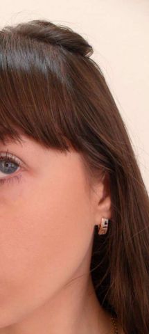 Палетка для лица Sheer Summer Glow Natural Highlighting Compact от Burberry фото 12