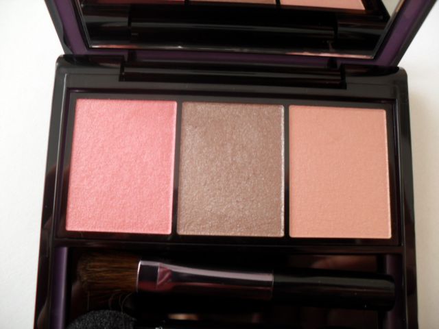 Тени для век Luminizing Satin Eye Color Trio (# RD711Pink Sands) от Shiseido фото 4