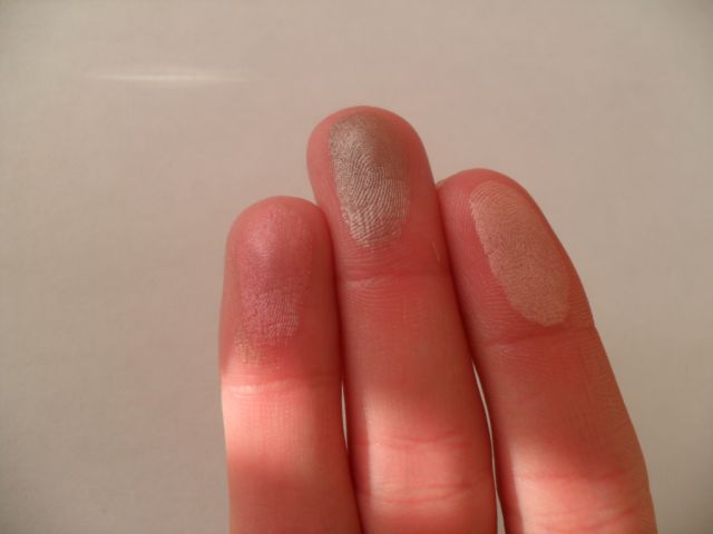 Тени для век Luminizing Satin Eye Color Trio (# RD711Pink Sands) от Shiseido фото 9