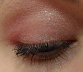 Тени для век Luminizing Satin Eye Color Trio (# RD711Pink Sands) от Shiseido фото 24