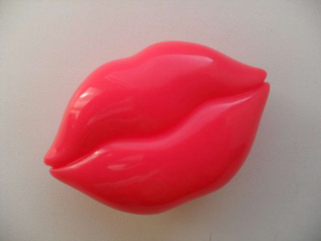 Скраб для губ "Kiss Kiss" от Tony Moly фото 2