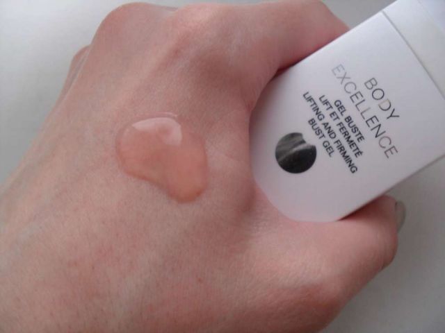 Гель-лифтинг для бюста Body Excellence Gel Buste Lift et Fermete от Chanel фото 2