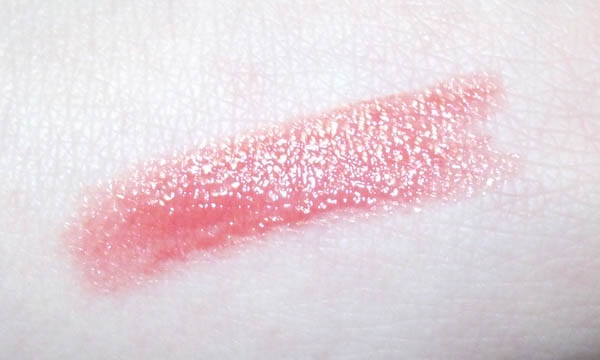 Бальзам для губ ColorBurst Lip Butter (оттенок № 035 Candy Apple) от Revlon фото 3 Бальзам для губ ColorBurst Lip Butter (оттенок № 035 Candy Apple) от Revlon фото 3