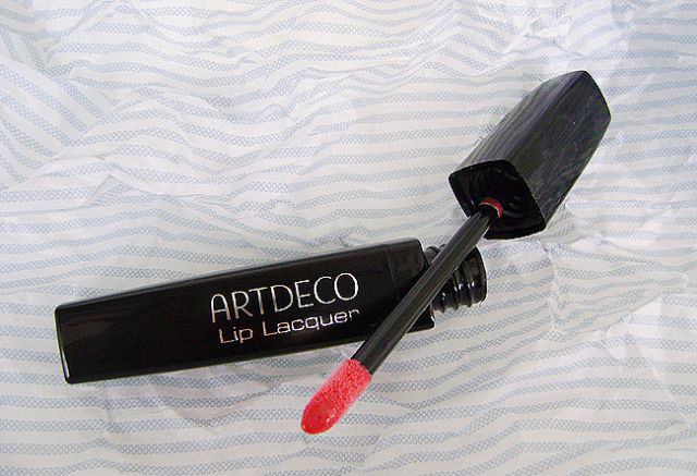 Стойкая лаковая помада «Lip Lacquer» (оттенок № 24) от Artdeco фото 2 Стойкая лаковая помада «Lip Lacquer» (оттенок № 24) от Artdeco фото 2