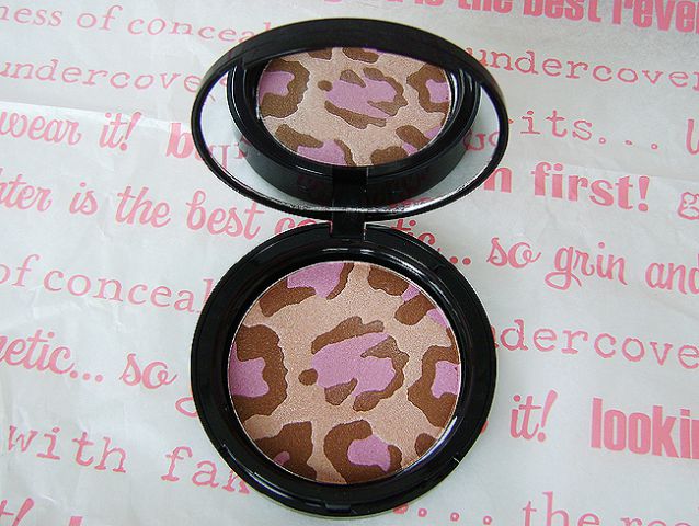 Бронзирующая пудра &laquo;Pink Leopard Brightening Bronzer&raquo; от Too Faced фото 3