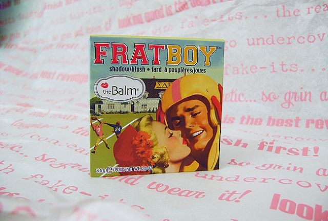 Румяна &laquo;Frat Boy Blush&raquo; от theBalm фото 1