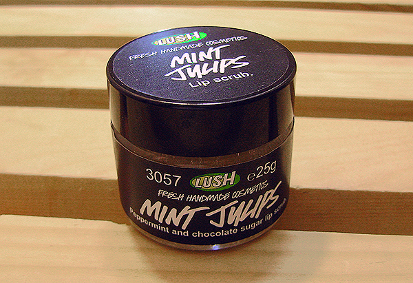 Мини-батл скрабов для губ: Tony Moly vs Lush фото 3 Мини-батл скрабов для губ: Tony Moly vs Lush фото 3