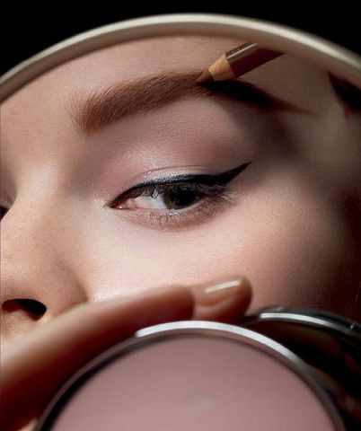 Весенняя коллекция &laquo;Stylish Brow&raquo; от MAC фото 1