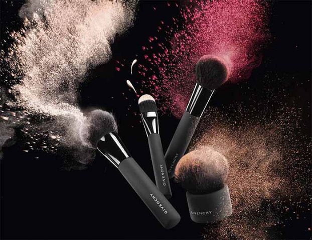 Лето от Givenchy: Две сезонные коллекции! фото 7 Лето от Givenchy: Две сезонные коллекции! фото 7