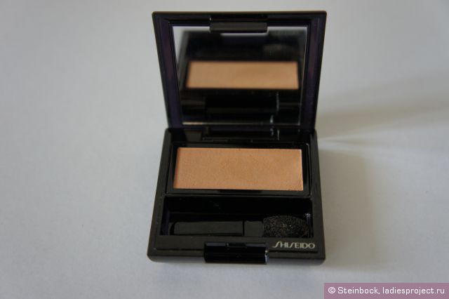 Тени для век Luminizing Satin Eye Color (оттенок BE202) от Shiseido фото 3