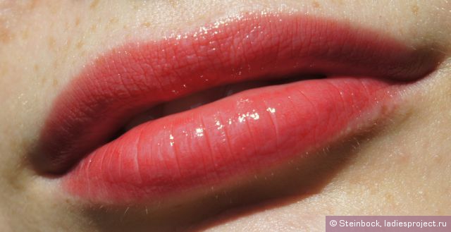 Цветной бальзам для губ Pure Shine Color Lip Balm (оттенок № 070 Don't Red il) от Catrice фото 7 Цветной бальзам для губ Pure Shine Color Lip Balm (оттенок № 070 Don't Red il) от Catrice фото 7